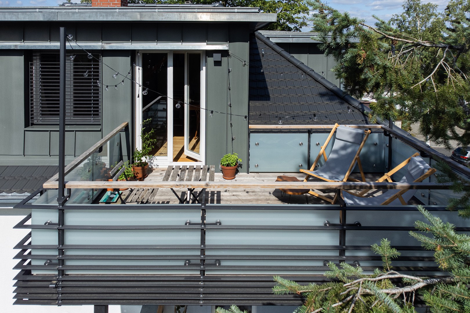 Wohnen + Kapitalanlage: Top gepflegtes, aufwendig saniertes 30er-Jahre-Haus in 1A-Lage Zehlendorf – Berlin – Vorschaubild 26