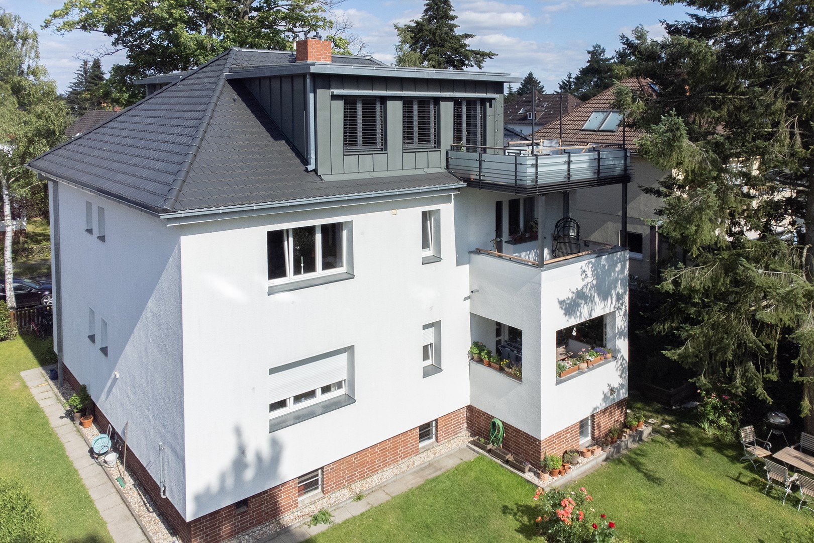 Wohnen + Kapitalanlage: Top gepflegtes, aufwendig saniertes 30er-Jahre-Haus in 1A-Lage Zehlendorf – Berlin – Vorschaubild 29