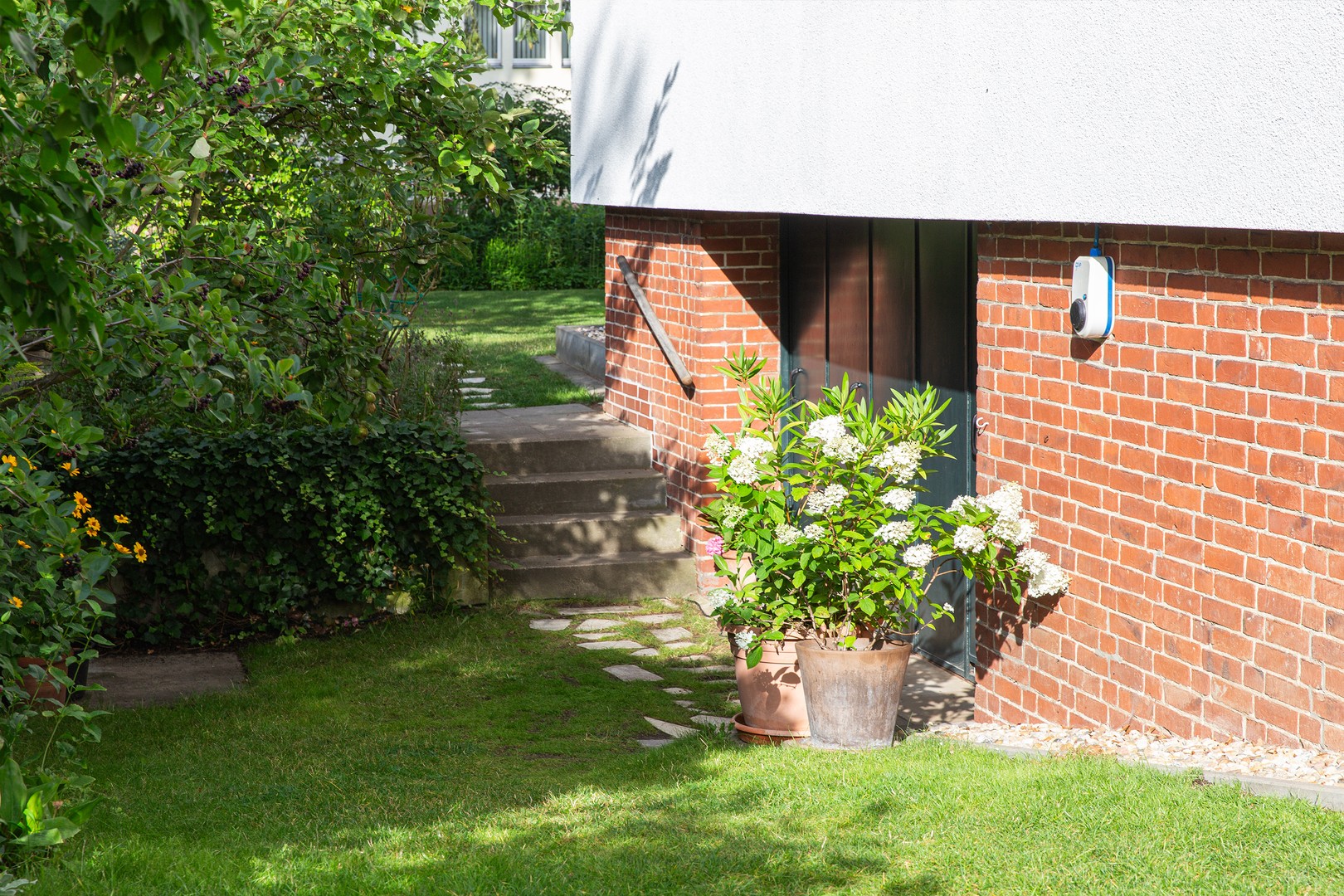 Wohnen + Kapitalanlage: Top gepflegtes, aufwendig saniertes 30er-Jahre-Haus in 1A-Lage Zehlendorf – Berlin – Vorschaubild 31