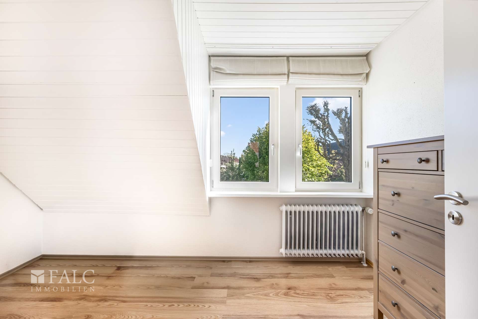 Familienglück in bester Lage - modernisierte DHH mit Garten und Carport - Oldenburg-Eversten – Oldenburg (Oldb) – Vorschaubild 22
