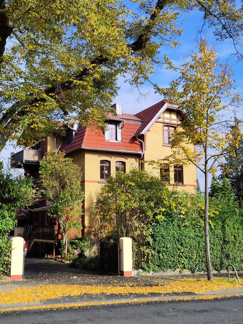 Einmaliges Ensemble aus historischer Villa und Nebengebäude – Kassel – Bild 1 von 36