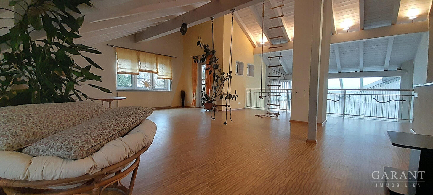Familienfreundliches Architektenhaus mit Einliegerwohnung – Ochsenhausen – Vorschaubild 3