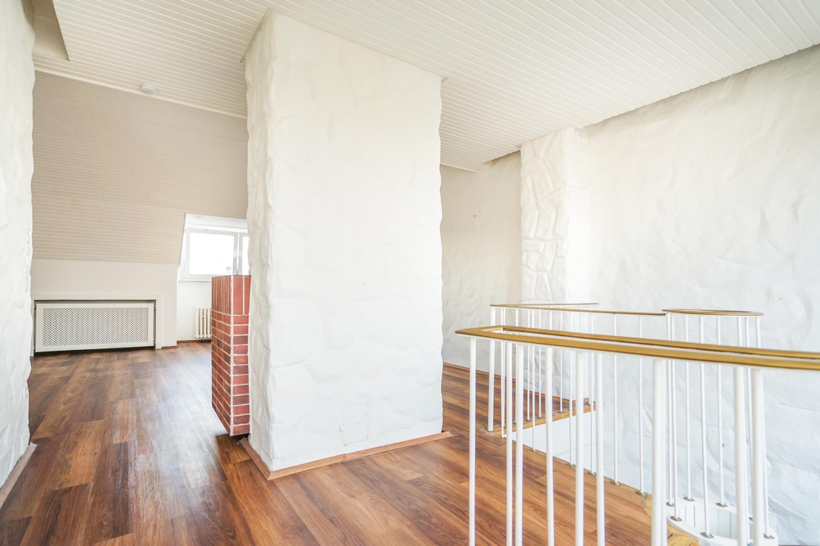 Stilvolle Maisonette in Citylage für Zwei – großzügig, charmant, mit Kamin & Terrasse – Duisburg – Vorschaubild 16