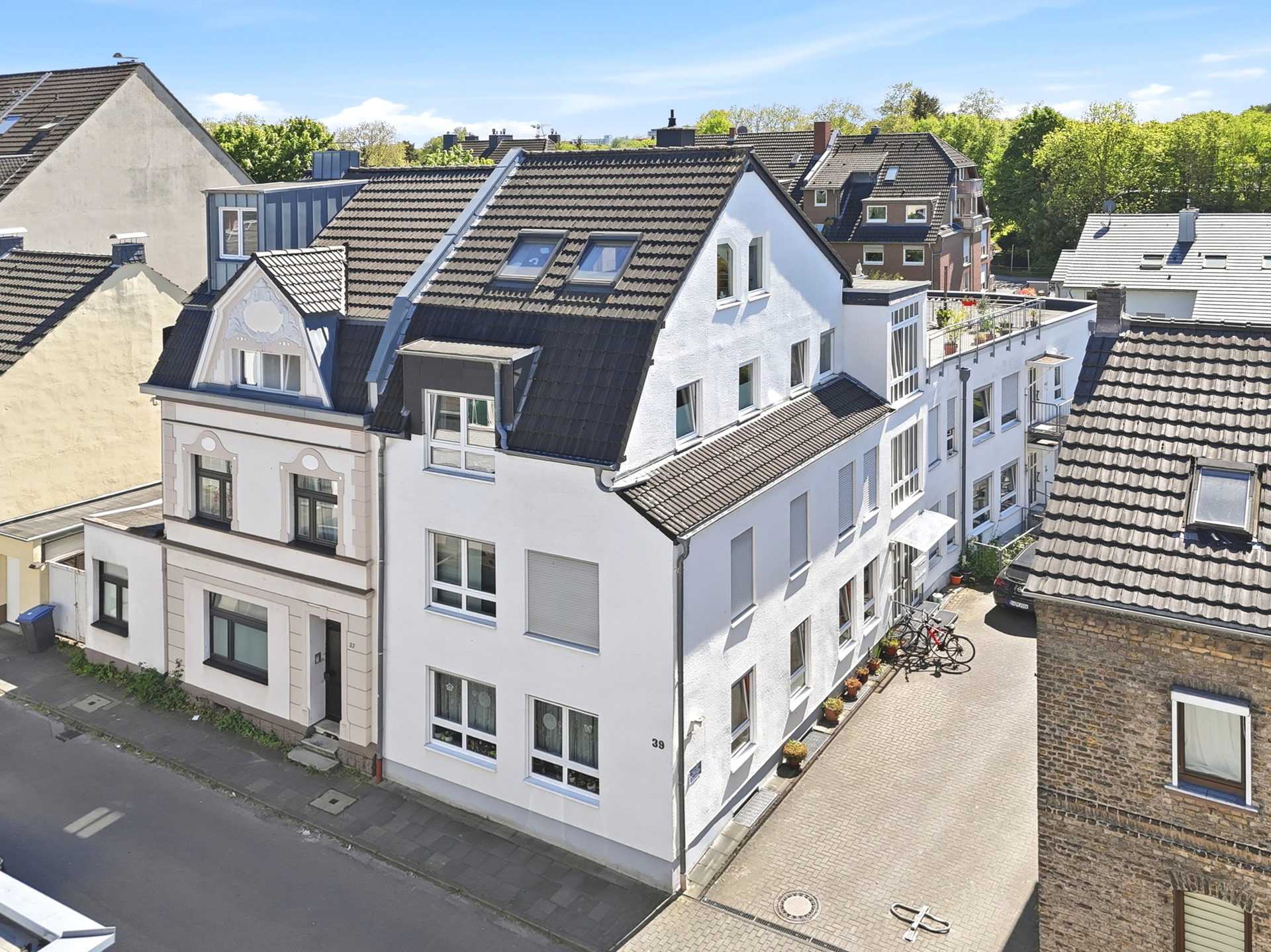 Mit 3D und ROOMTOUR: Moderne Maisonettewohnung mit großer Dachterrasse – für den Landeanflug Ihrer Freunde – Köln – Vorschaubild 17