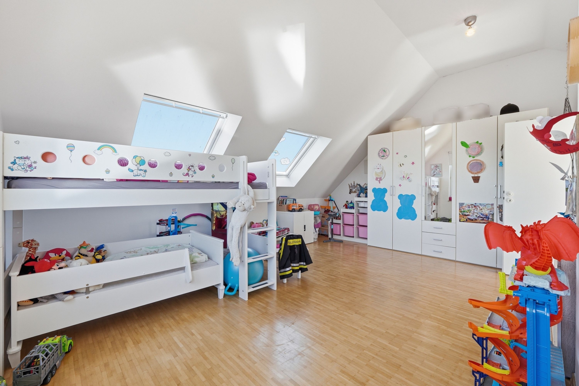 Mit 3D und ROOMTOUR: Moderne Maisonettewohnung mit großer Dachterrasse – für den Landeanflug Ihrer Freunde – Köln – Vorschaubild 4
