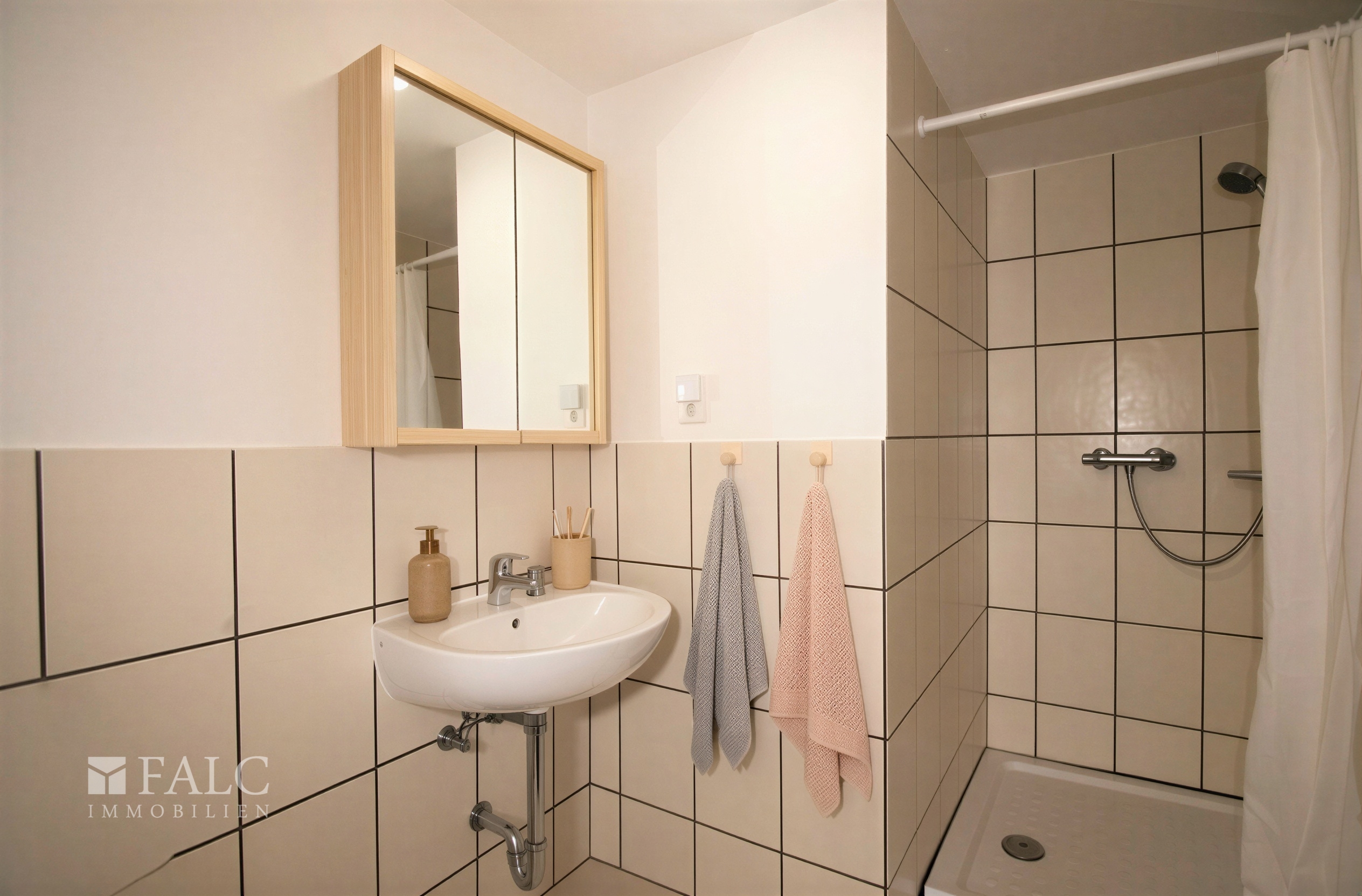+++ Charmante DHH mit sonnigem Hof – Ihr neues Zuhause! +++ – Vellahn OT Banzin – Vorschaubild 11