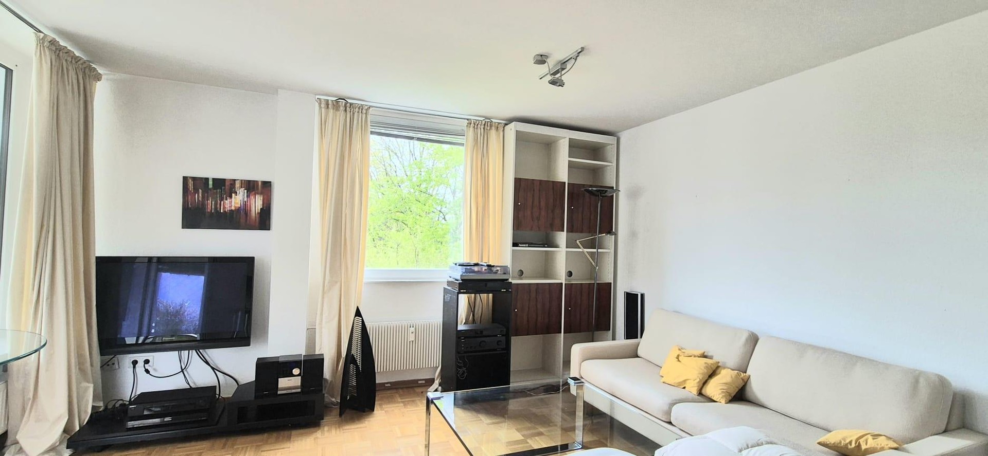 Attraktive bequeme 2-Z.-Wohnung mit großem Balkon und Tiefgarage – Essen – Vorschaubild 4