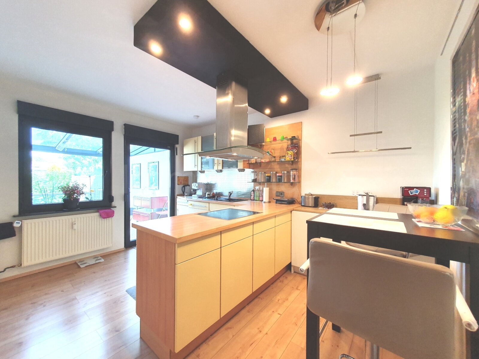 ++ MODERNISIERTES DREIFAMILIENHAUS + DOPPELGARAGE + GARTEN IN GUTER LAGE!! ++ – Herzogenrath – Vorschaubild 8