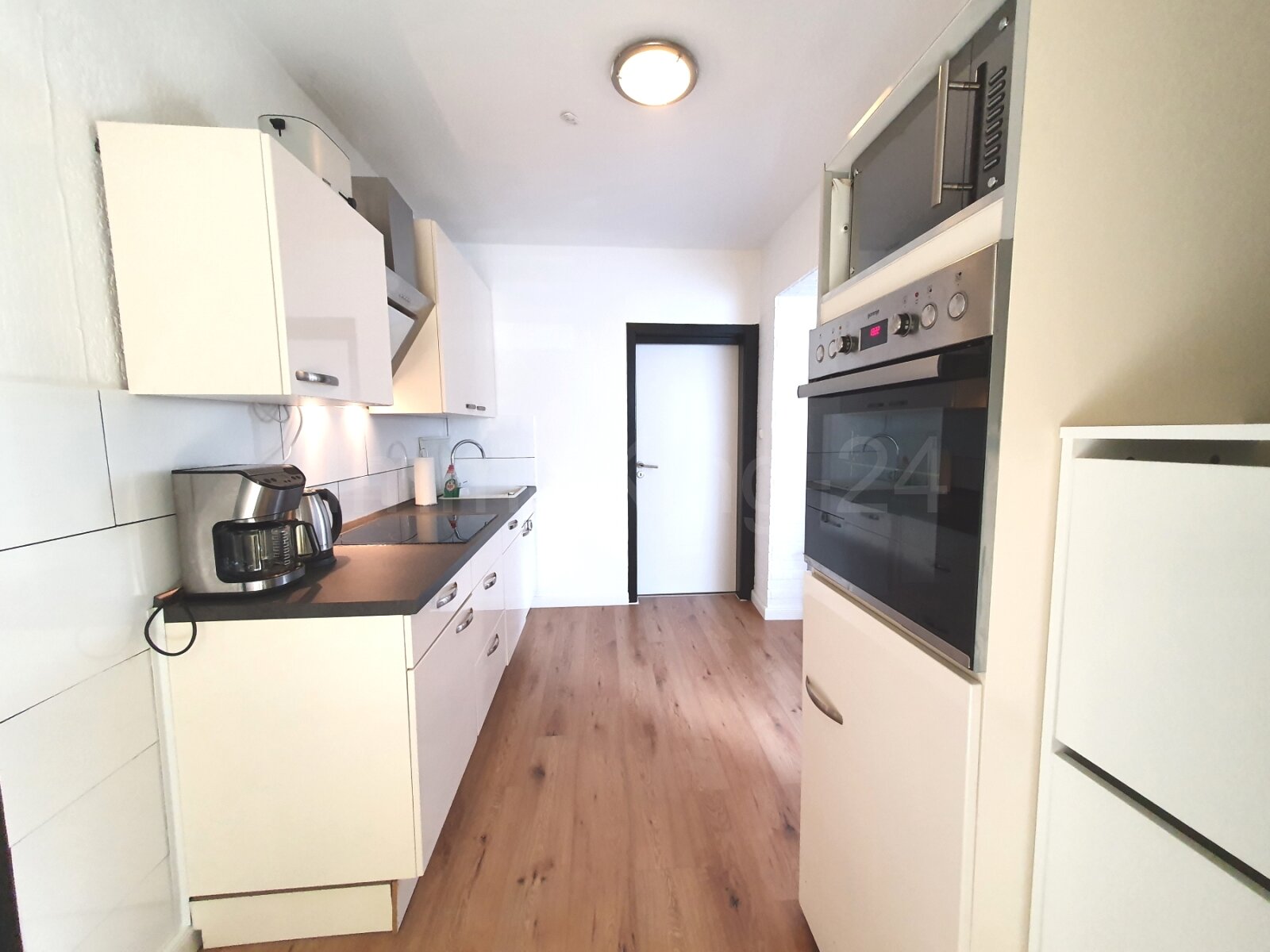 ++ MODERNISIERTES DREIFAMILIENHAUS + DOPPELGARAGE + GARTEN IN GUTER LAGE!! ++ – Herzogenrath – Vorschaubild 14