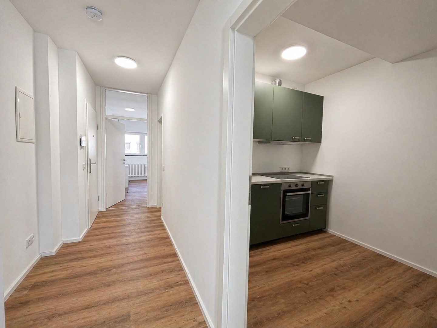 Kernsaniert, voll möbliert und zeitnah bezugsfertig – stilvolle Terrassenwohnung! – Köln – Vorschaubild 6