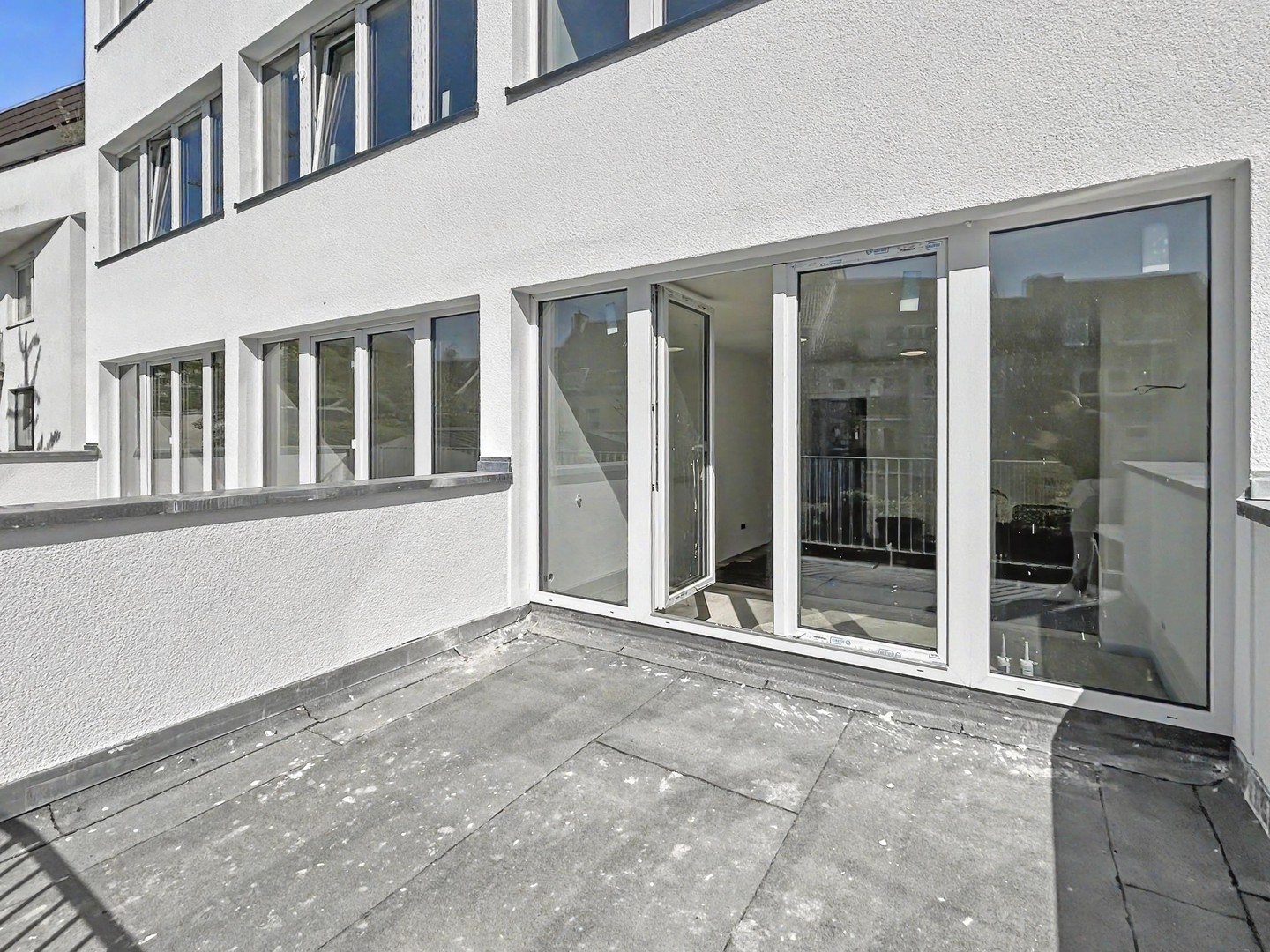 Kernsaniert, voll möbliert und zeitnah bezugsfertig – stilvolle Terrassenwohnung! – Köln – Vorschaubild 9
