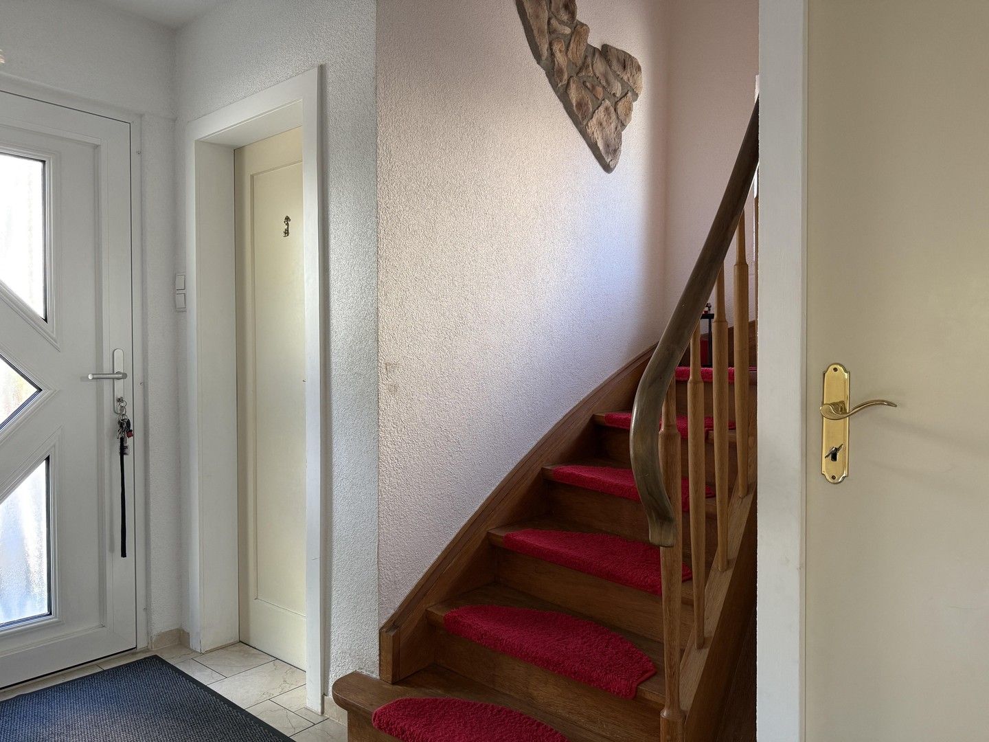 Freistehendes Einfamilienhaus mit Terrasse, Garten & Sauna in ruhiger Lage – Ingelfingen – Vorschaubild 6