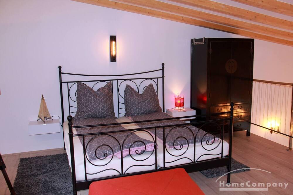 26764 HomeCompany Dresden Möbliert/Furnished Tiny House mit Terrasse in Dresden-Neustadt max. 3 Personen – Dresden – Vorschaubild 6