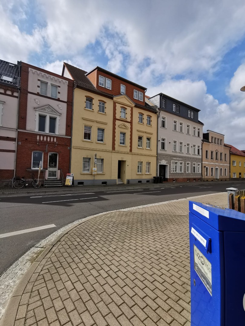 bg