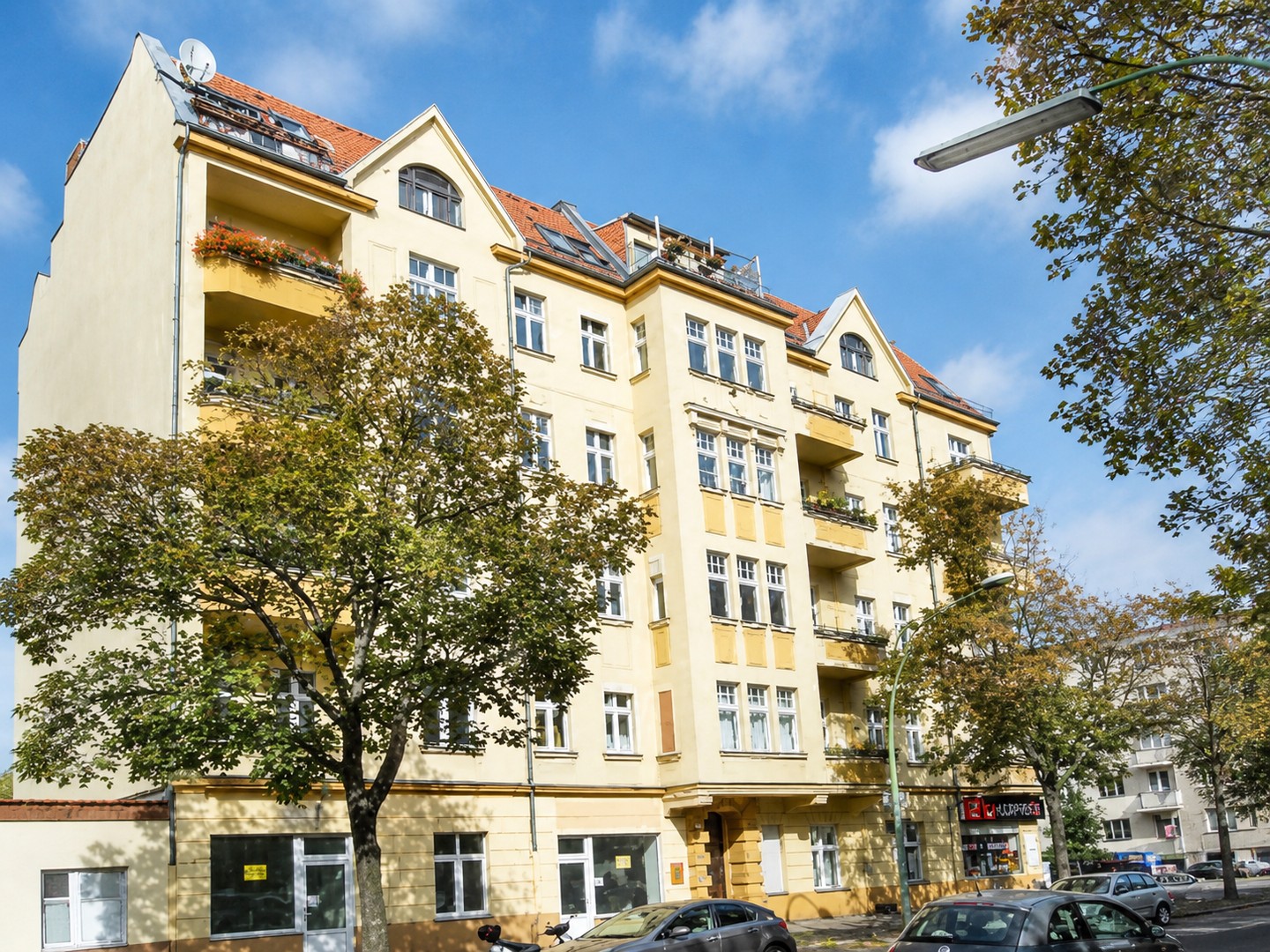 bg