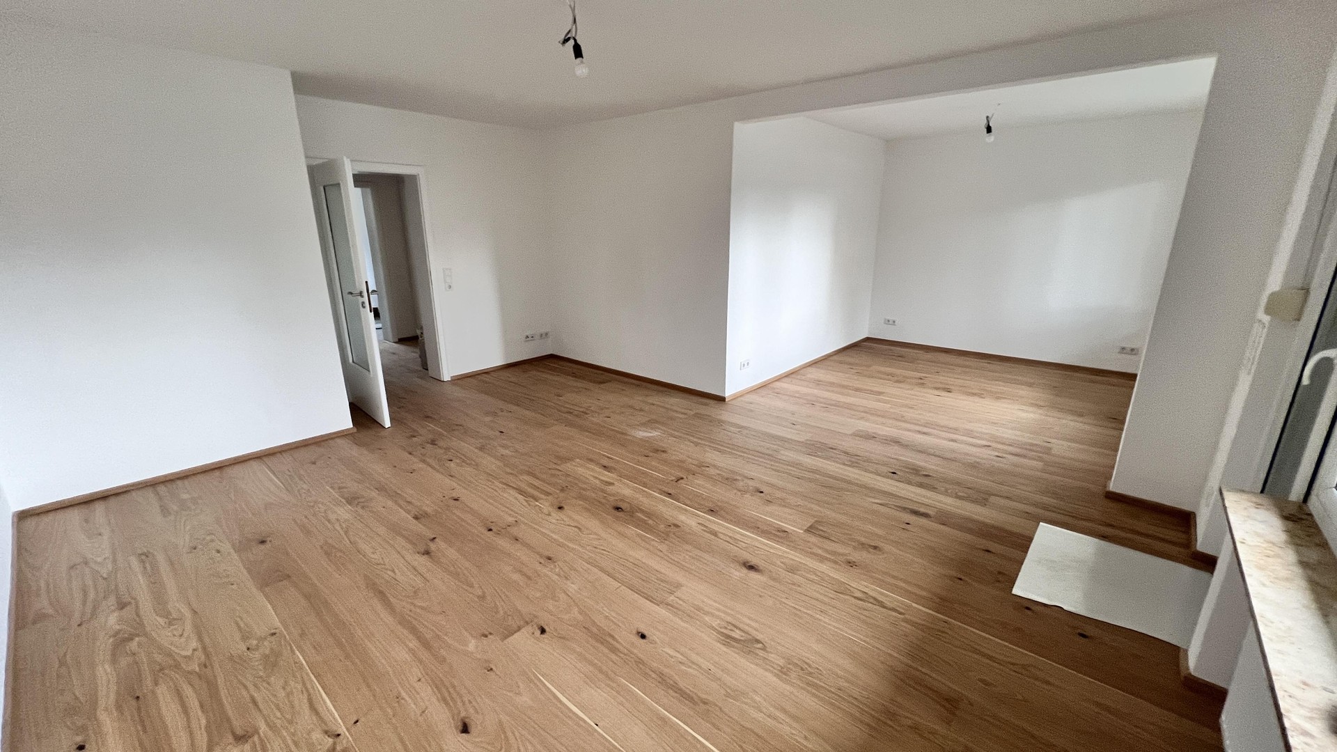 Luxuriös kernsanierte 80 m2 Wohnung in Düsseldorf Lörick