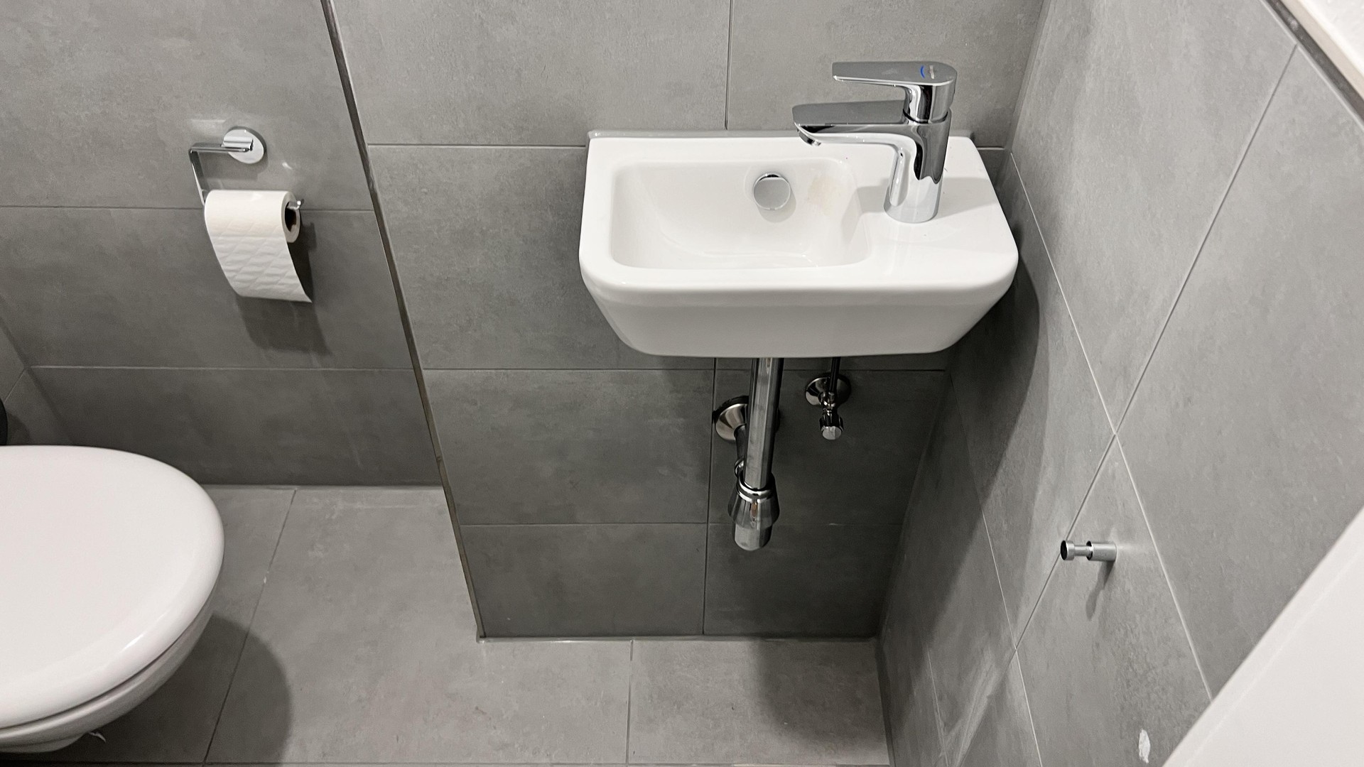 Luxuriös kernsanierte 80 m2 Wohnung in Düsseldorf Lörick – Düsseldorf – Vorschaubild 4