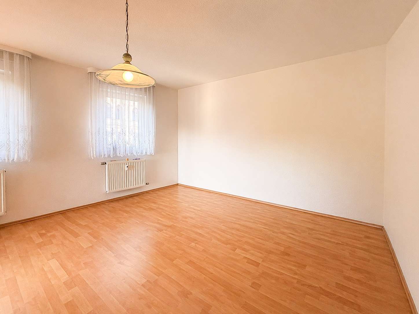 4,45 % Rendite I Betreutes Wohnen am Südplatz I 2-Raumwohnung I sonnige Loggia I Aufzug I Keller – Leipzig – Vorschaubild 8
