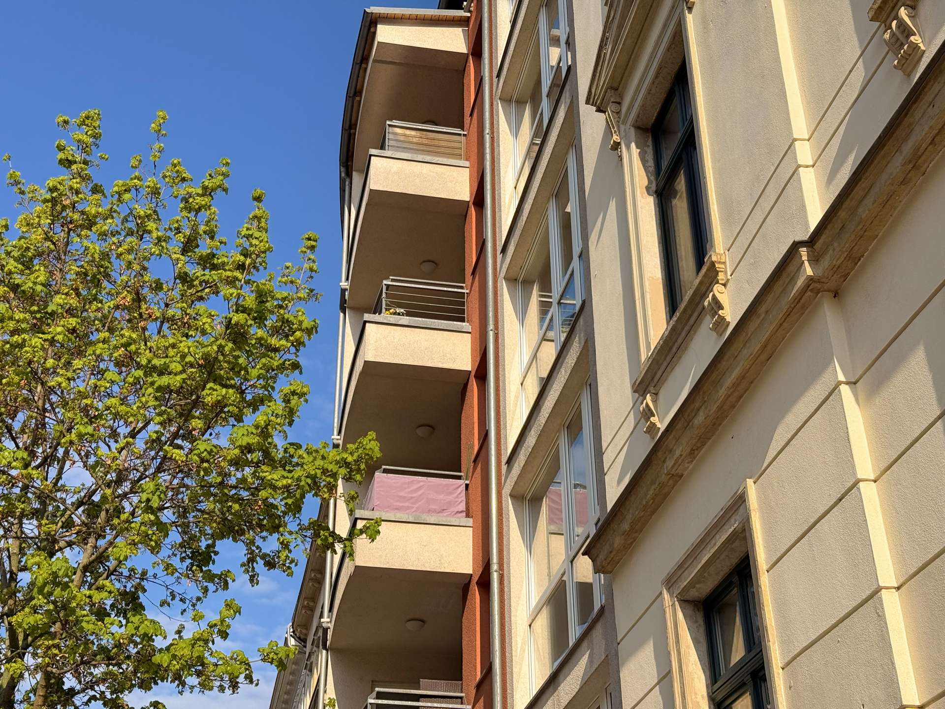 4,45 % Rendite I Betreutes Wohnen am Südplatz I 2-Raumwohnung I sonnige Loggia I Aufzug I Keller – Leipzig – Vorschaubild 10