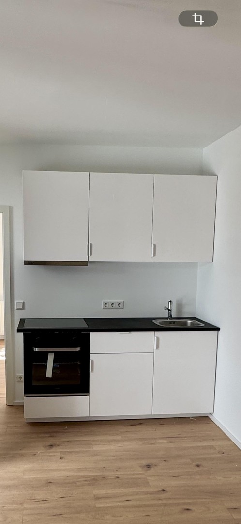 Neue ruhige 2-Zi-Hinterhofwohnung mit EBK im beliebten Szeneviertel – Düsseldorf – Vorschaubild 2