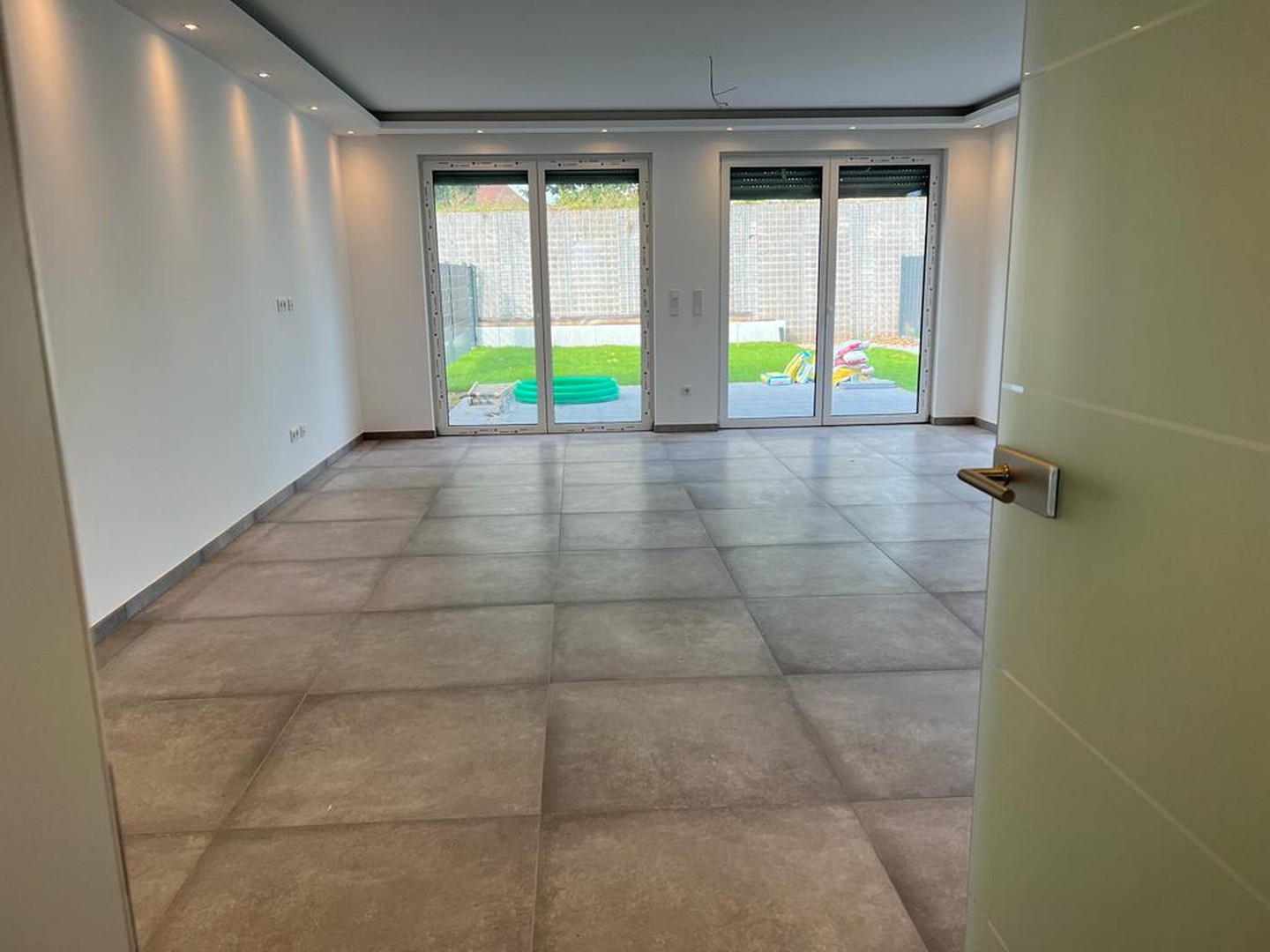 Neubau Doppelhaushälfte mit Einliegerwohnung und Küchen in Neuberg – Neuberg – Vorschaubild 22