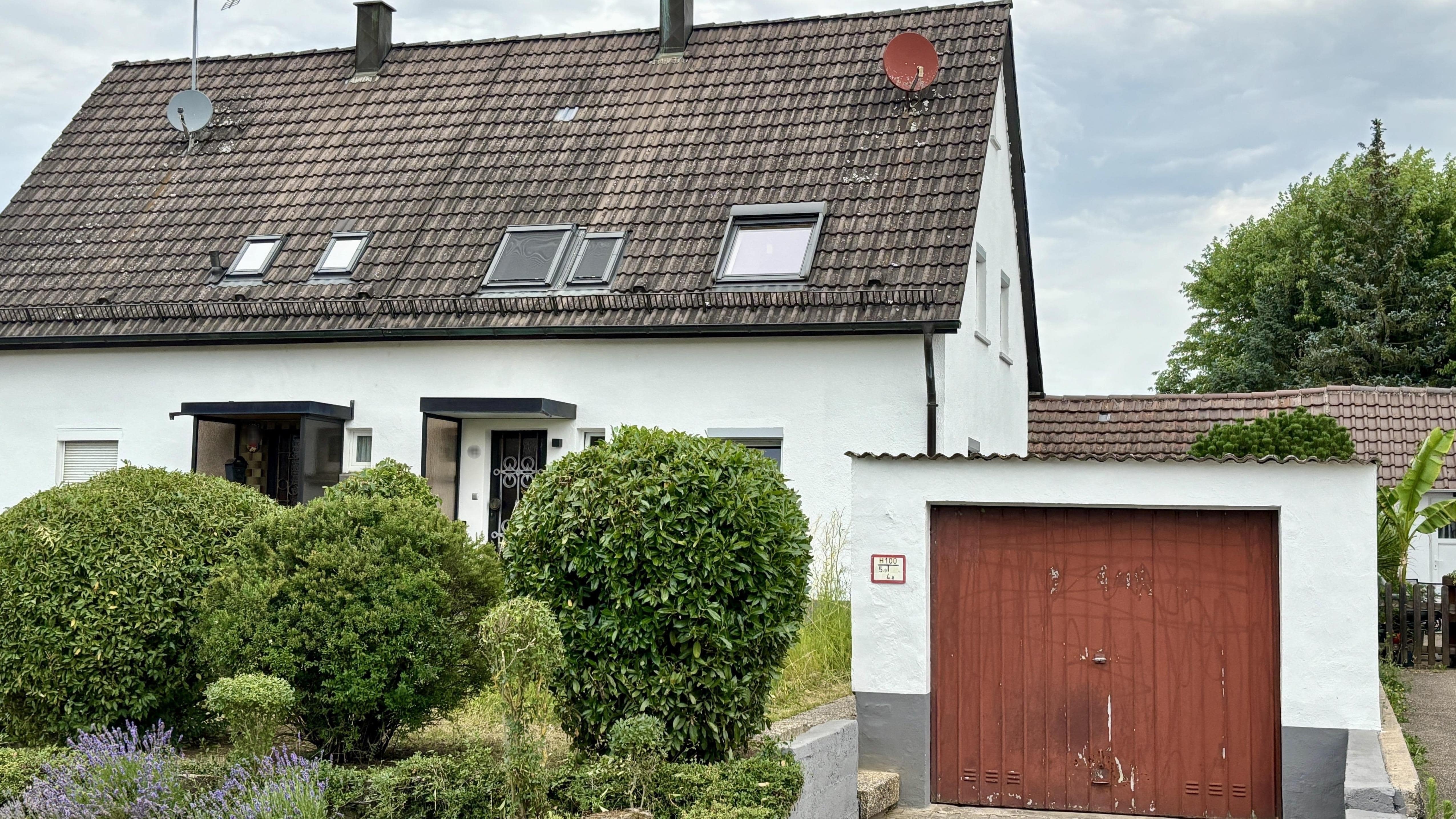 Gemütliche Doppelhaushälfte mit schöner Terrasse und Kamin – Bad Friedrichshall – Vorschaubild 3