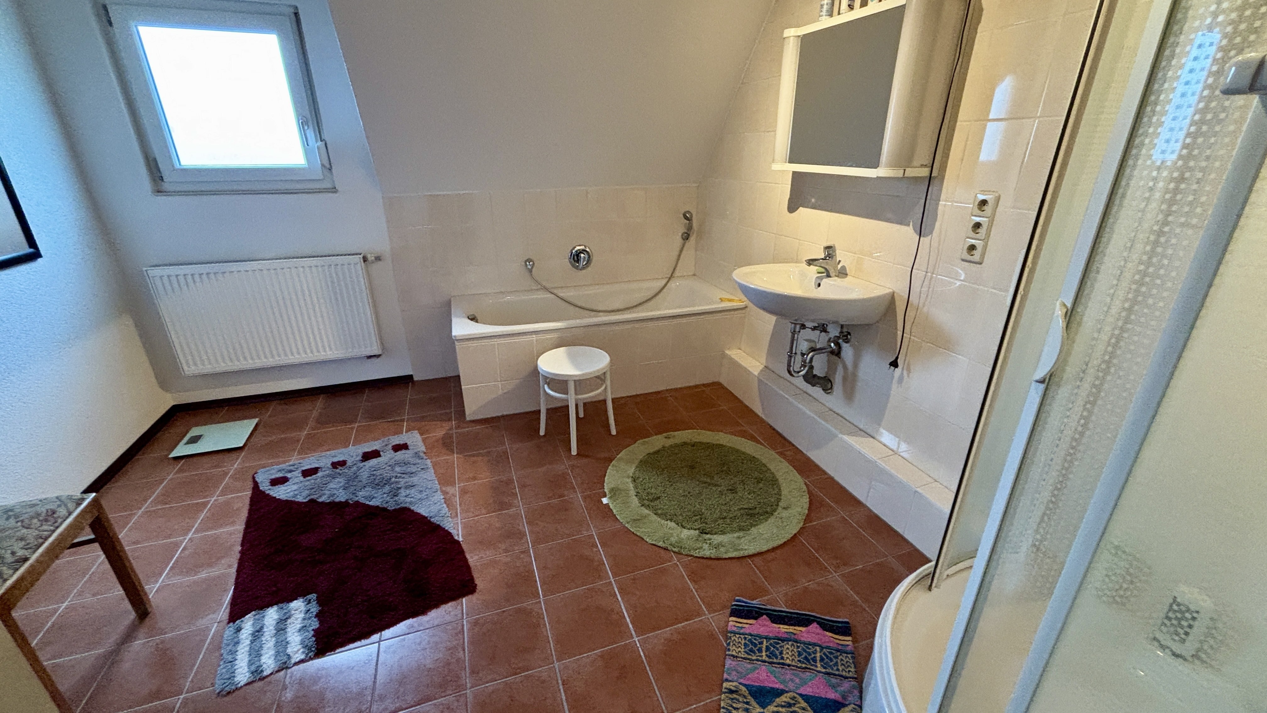 Gemütliche Doppelhaushälfte mit schöner Terrasse und Kamin – Bad Friedrichshall – Vorschaubild 12