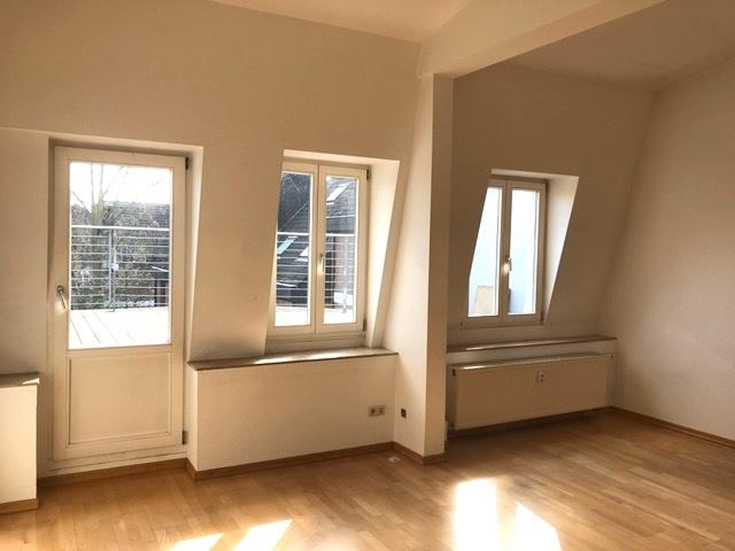 Mehrgenerationenhaus oder Wohnen und Arbeiten in Krefeld-Bockum im Stil der Neorenaissance – Krefld-Bockum – Vorschaubild 24