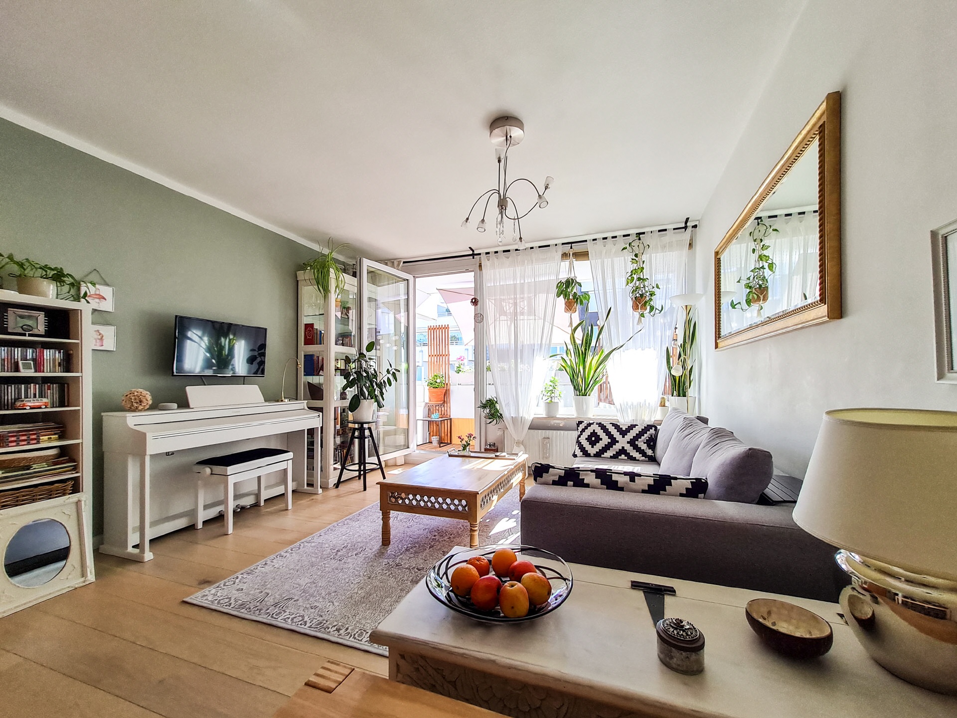 AIGNER - Zentral & grün! Charmante 2-Zimmer-Wohnung in unmittelbarer Isarnähe