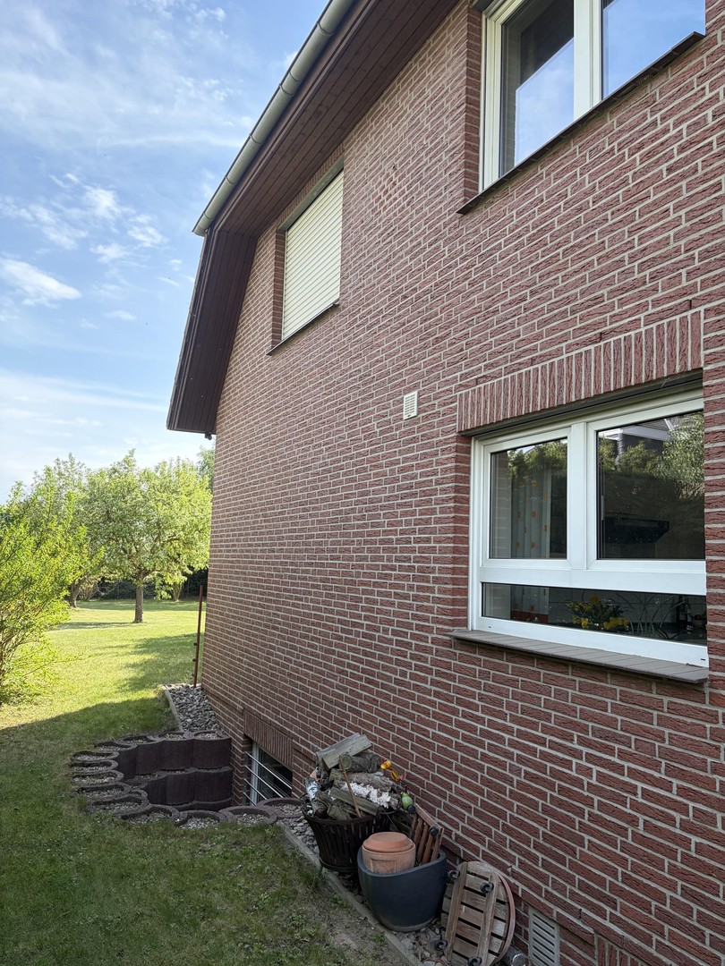 Gepflegtes EFH im Grünen in Feldrandlage mit großem Grundstück, Wohnkeller und Doppelgarage – Niedersachsen – Vorschaubild 7