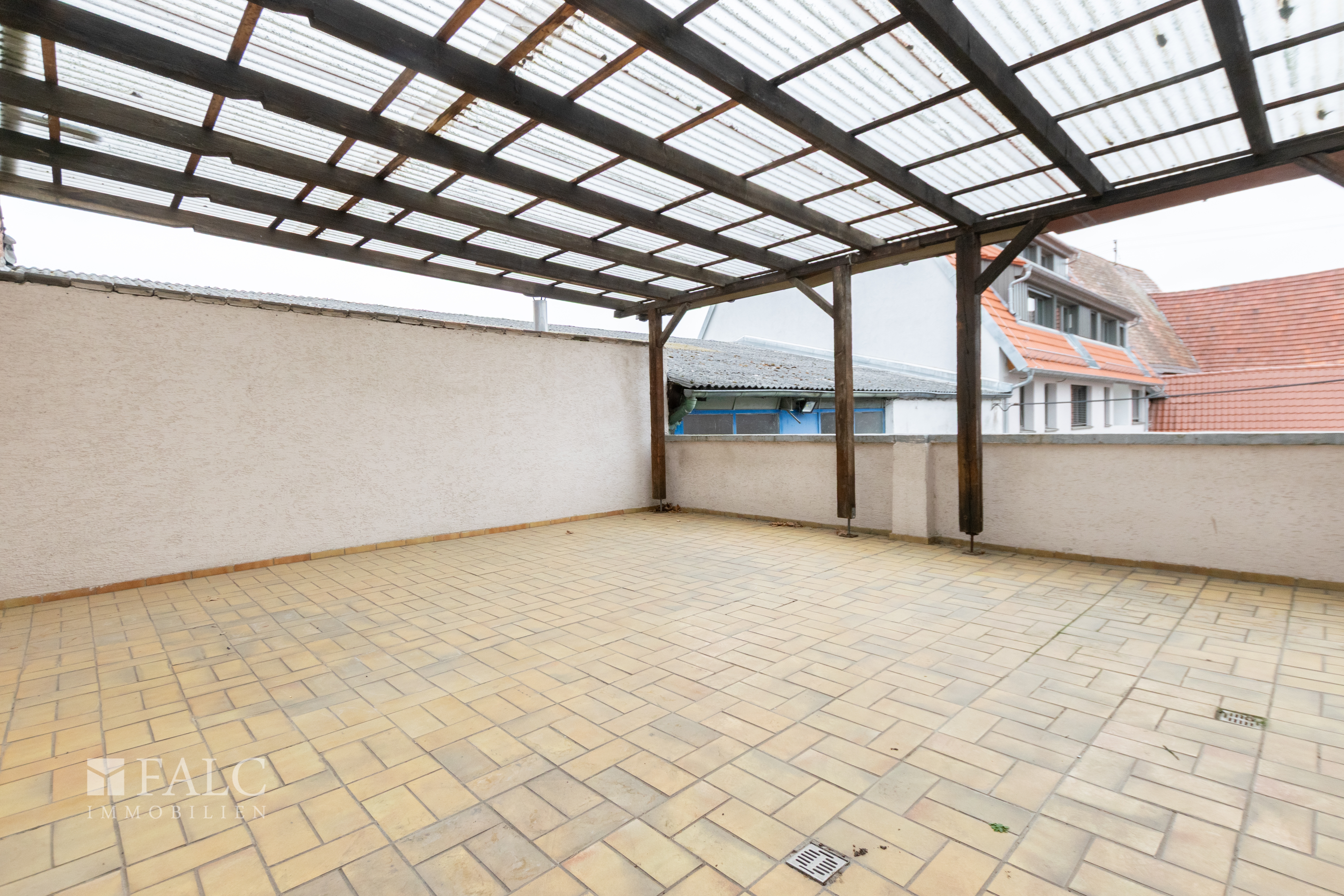 Vielseitiges Anwesen mit Vorder- und Hinterhaus, Halle, Scheune und Entwicklungspotenzial – Mannheim – Vorschaubild 16