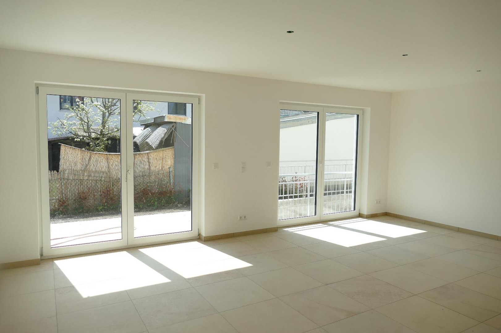 Neubau-Erstbezug, moderne Doppelhaushälfte mit 7 Zimmer – Egmating – Vorschaubild 5