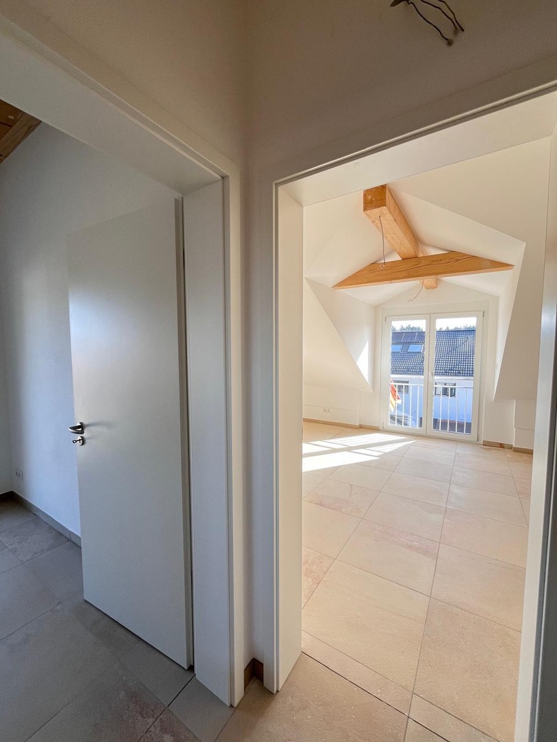 Neubau-Erstbezug, moderne Doppelhaushälfte mit 7 Zimmer – Egmating – Vorschaubild 16