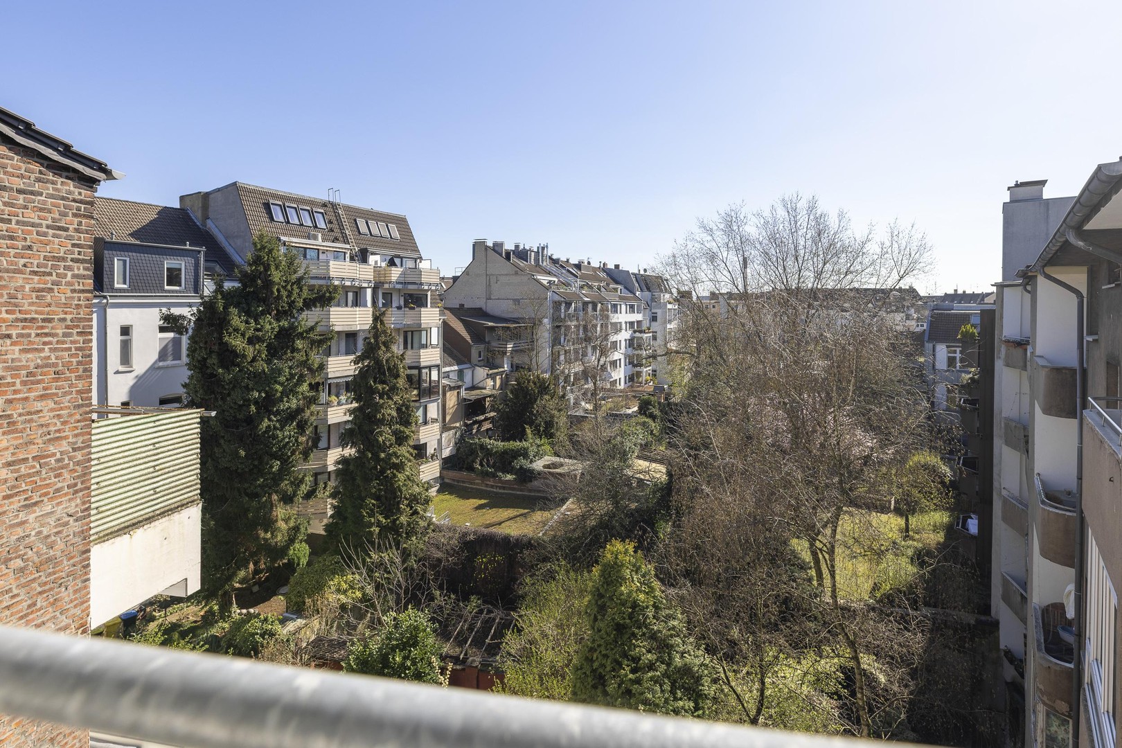 Neu sanierte ETW am Lindenplatz – Düsseldorf – Vorschaubild 5