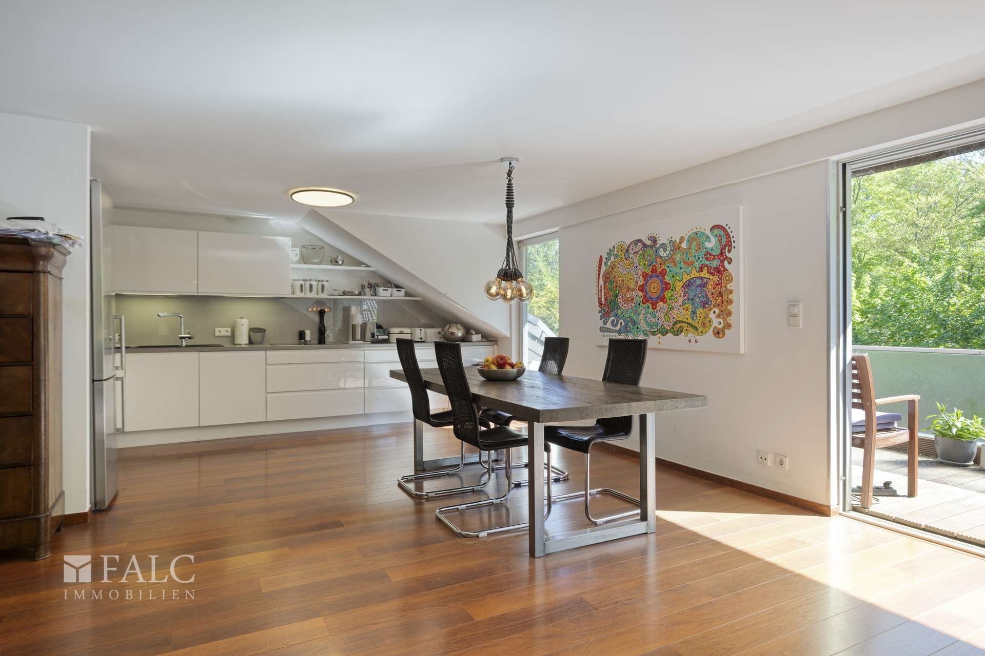 DG-Traum mit Kamin & großem Balkon ins Grüne | 110 m² – Köln – Vorschaubild 9