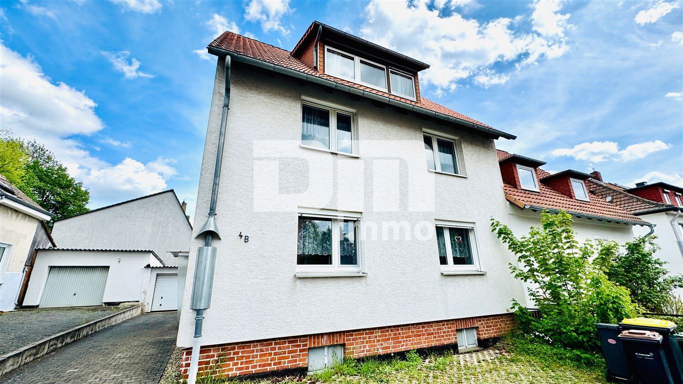 Modernisiertes Zweifamilienhaus mit Maisonettebereich in Panorama Traumlage + Garage / Terrasse – Kassel – Vorschaubild 2