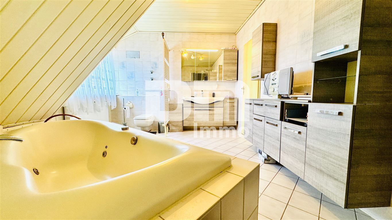 Modernisiertes Zweifamilienhaus mit Maisonettebereich in Panorama Traumlage + Garage / Terrasse – Kassel – Vorschaubild 27
