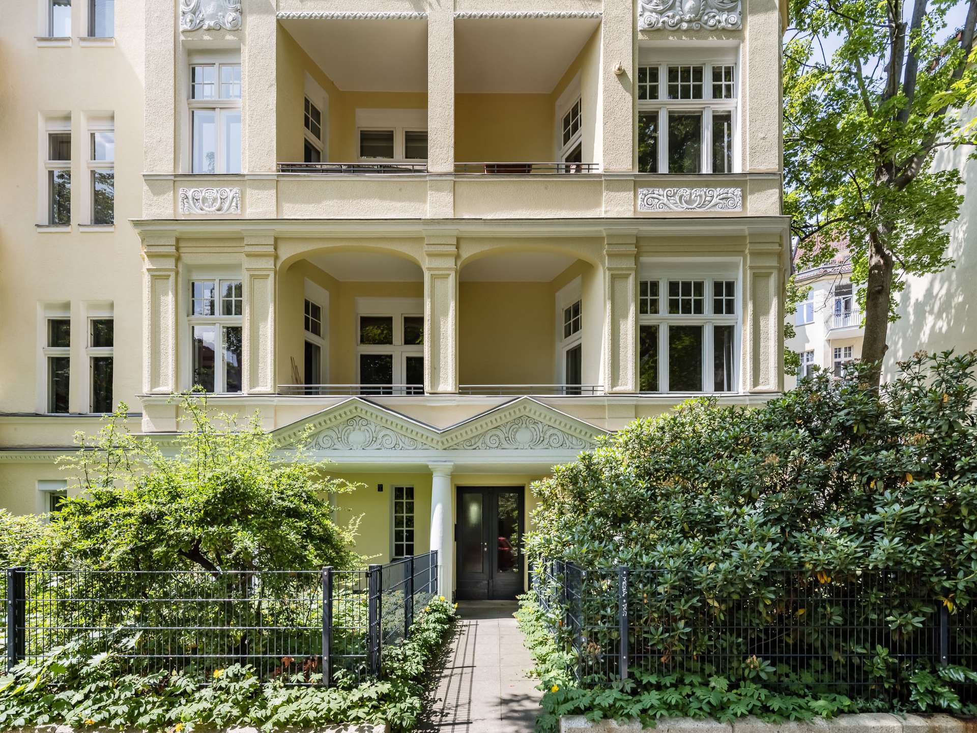 Altbaucharme in Friedenau: Stilvolle 2-Zimmer-Wohnung mit Balkon und Wohlfühlatmosphäre – Berlin – Vorschaubild 11
