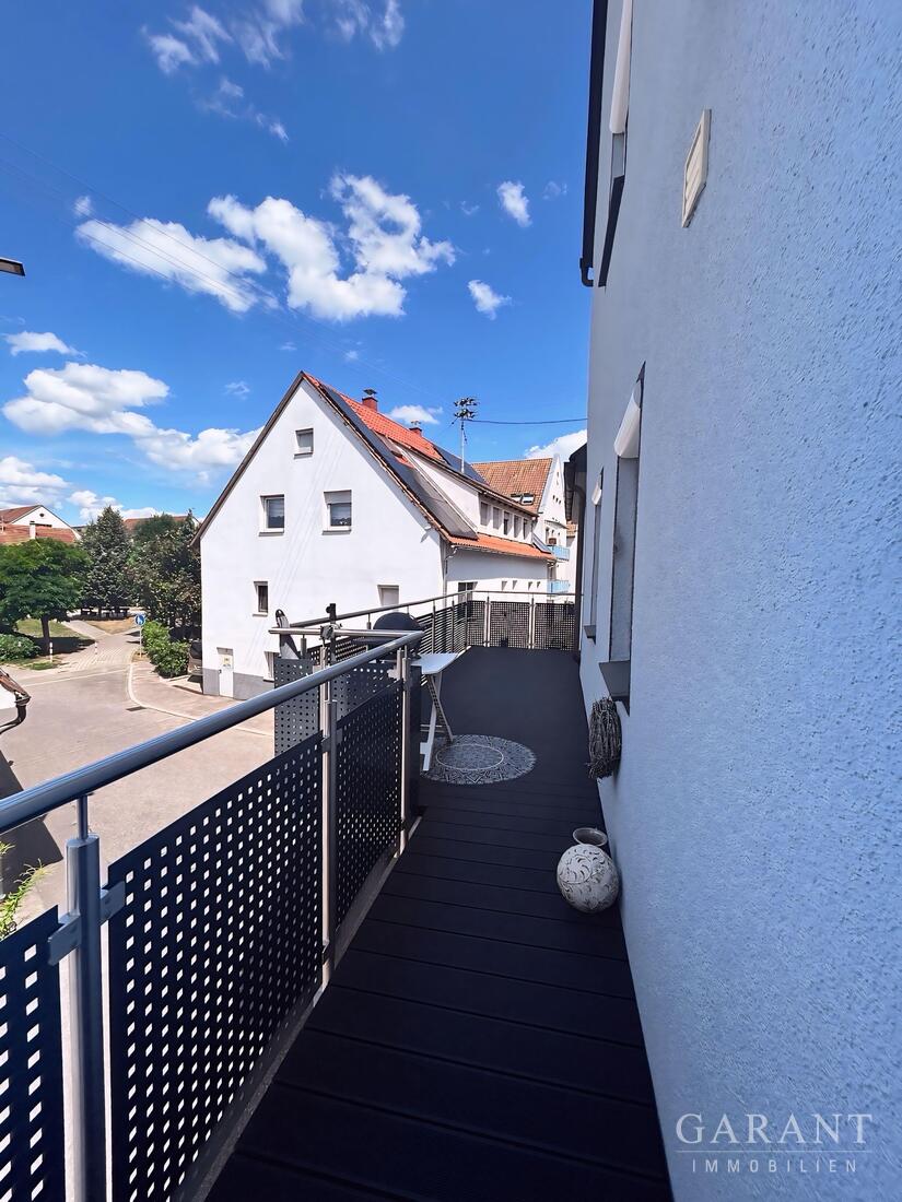 Modernes Zweifamilienhaus mit Charme im Herzen von Pleidelsheim – Pleidelsheim – Vorschaubild 6
