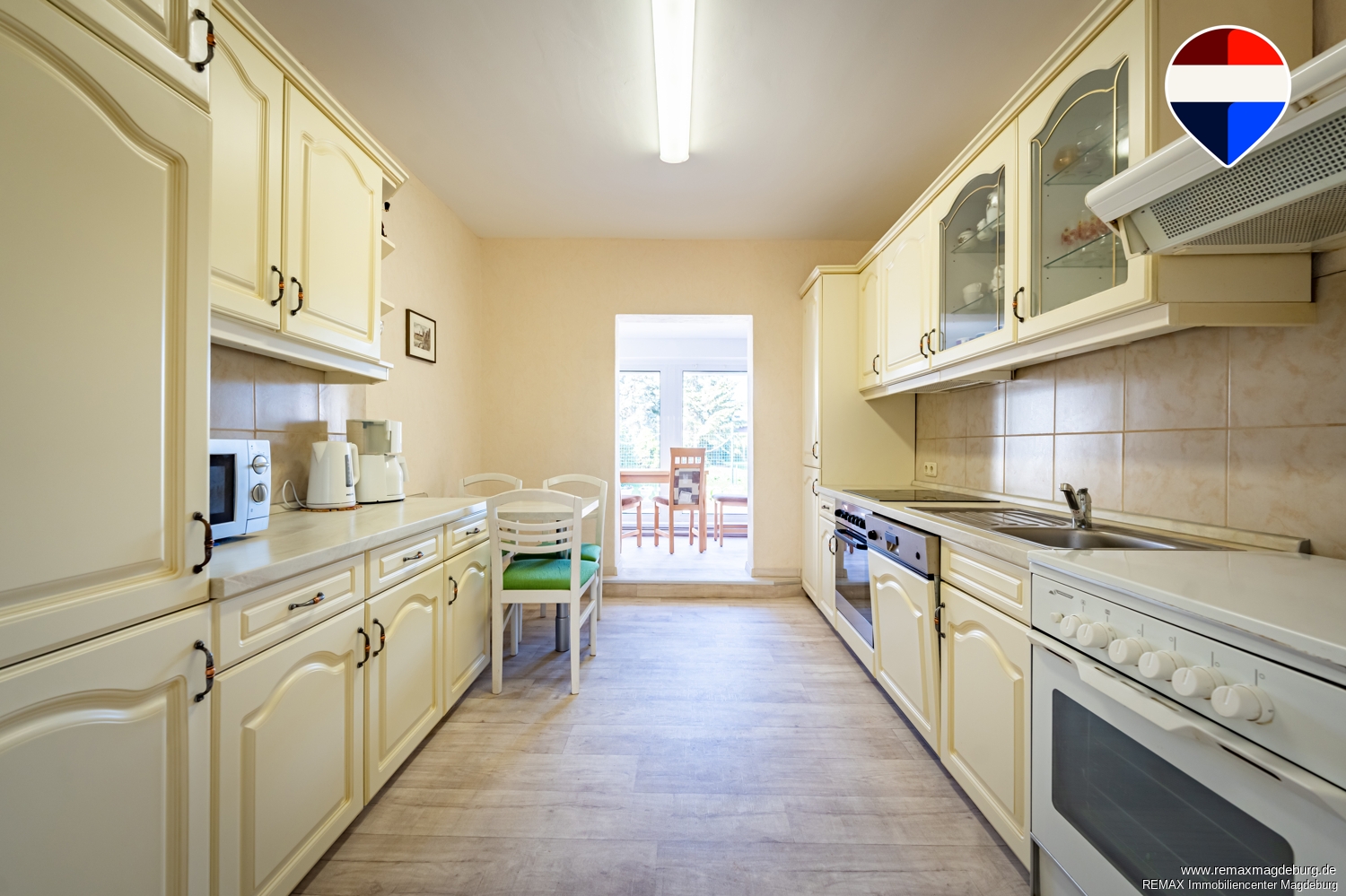 Ihr neues Zuhause zur Miete: Freistehendes Haus mit lichtdurchfluteten Räumen – Magdeburg – Vorschaubild 2