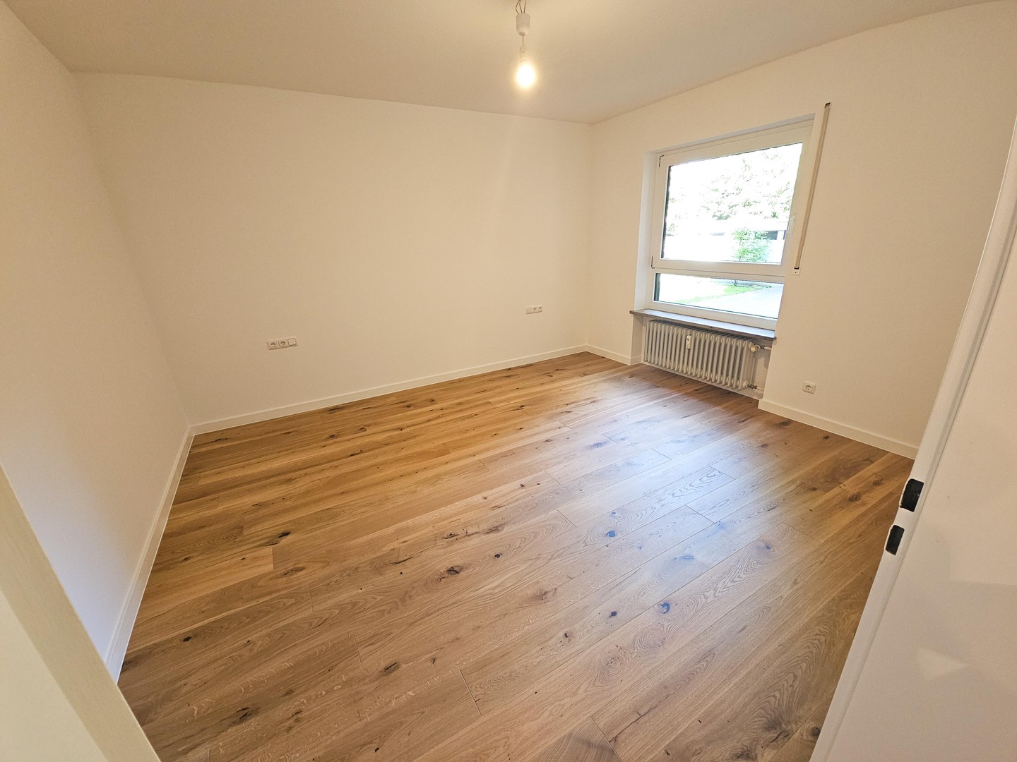 Provisionsfreie 3-Zi-Wohnung- Renoviert mit Südbalkon in der Herzogstrasse – München – Vorschaubild 6