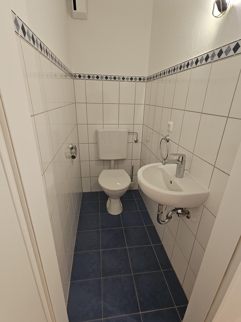 Provisionsfreie 3-Zi-Wohnung- Renoviert mit Südbalkon in der Herzogstrasse – München – Vorschaubild 17