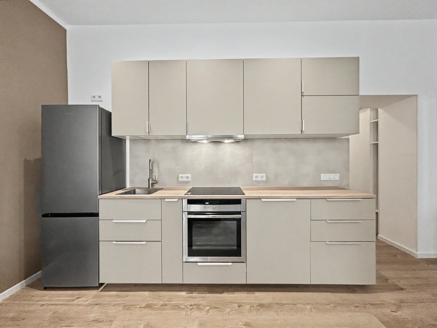 Exklusiv möbliert im Kunibertsviertel: kernsaniertes City-Apartment nahe Dom und Rhein – Köln – Vorschaubild 6