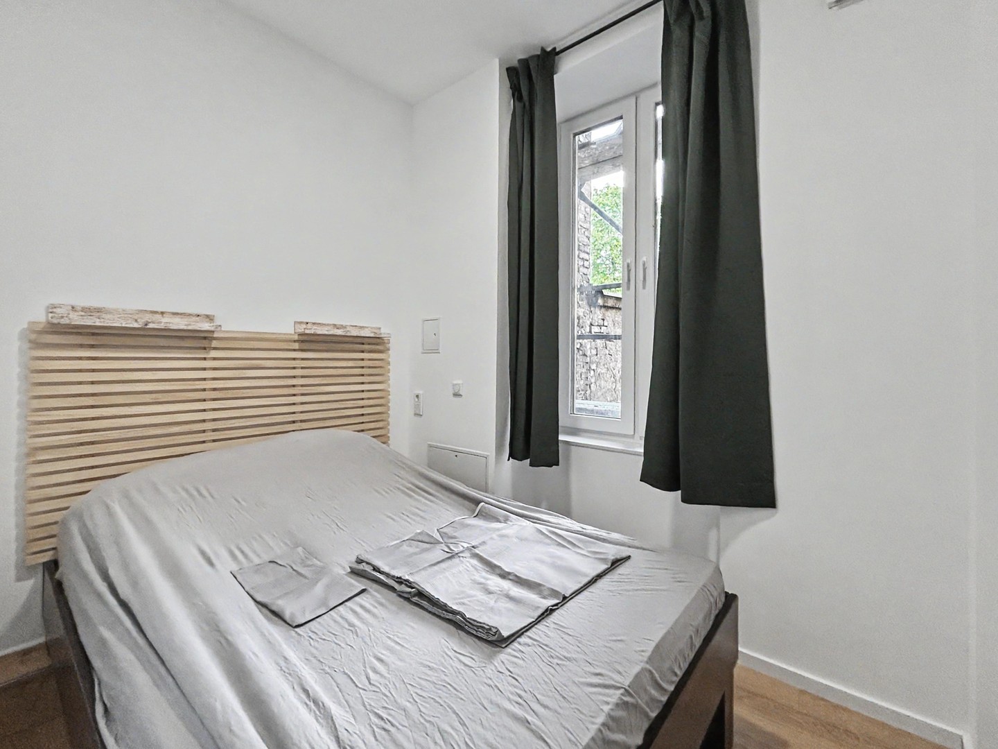 Exklusiv möbliert im Kunibertsviertel: kernsaniertes City-Apartment nahe Dom und Rhein – Köln – Vorschaubild 8
