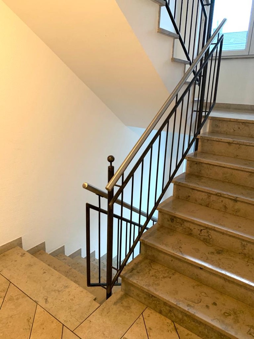D-Gerresheim: Modernisierte 3 Zi. Wohnung mit großem Süd-Balkon und Aufzug in gefragter Lage – Düsseldorf – Vorschaubild 3