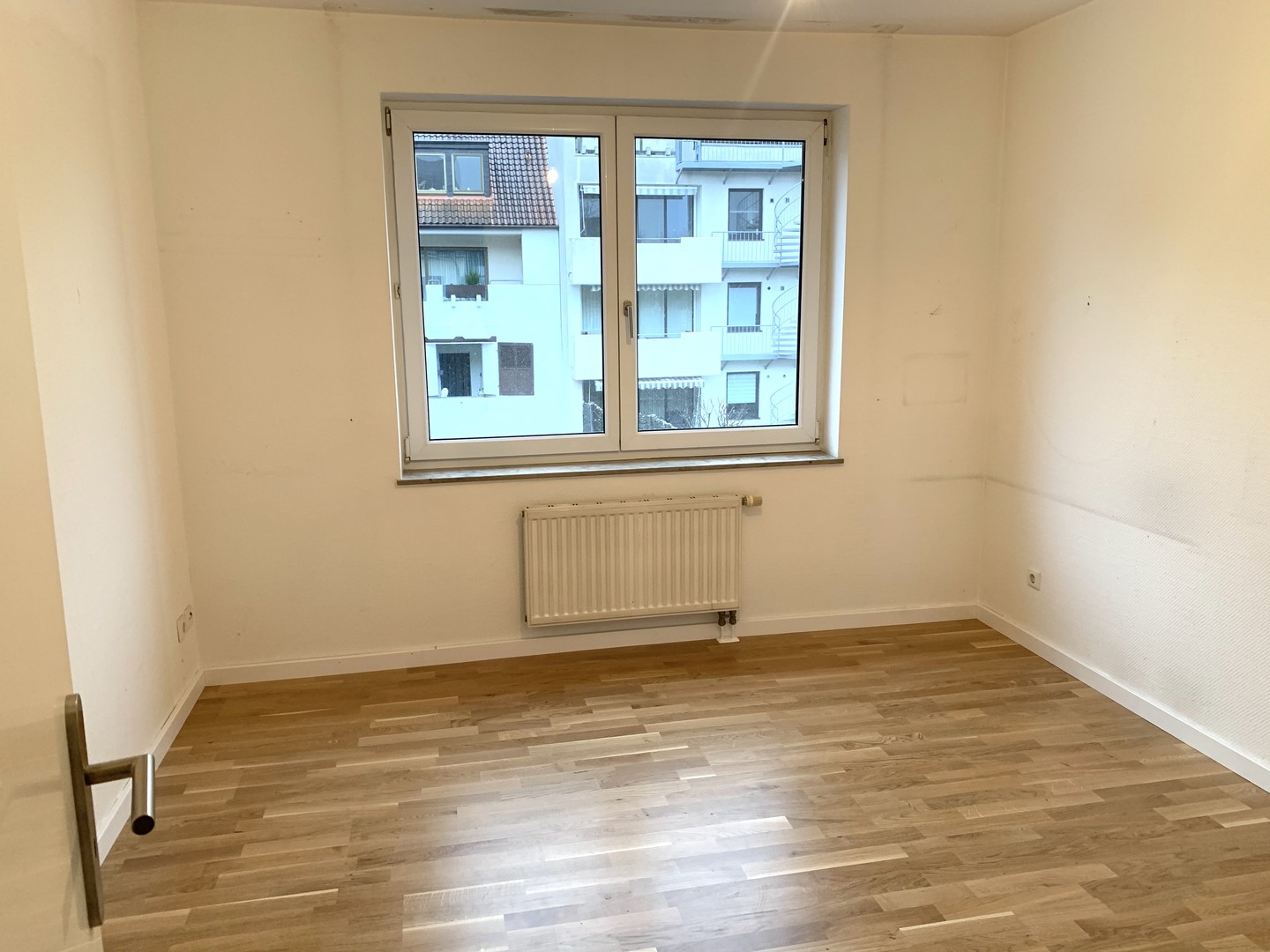 D-Gerresheim: Modernisierte 3 Zi. Wohnung mit großem Süd-Balkon und Aufzug in gefragter Lage – Düsseldorf – Vorschaubild 12