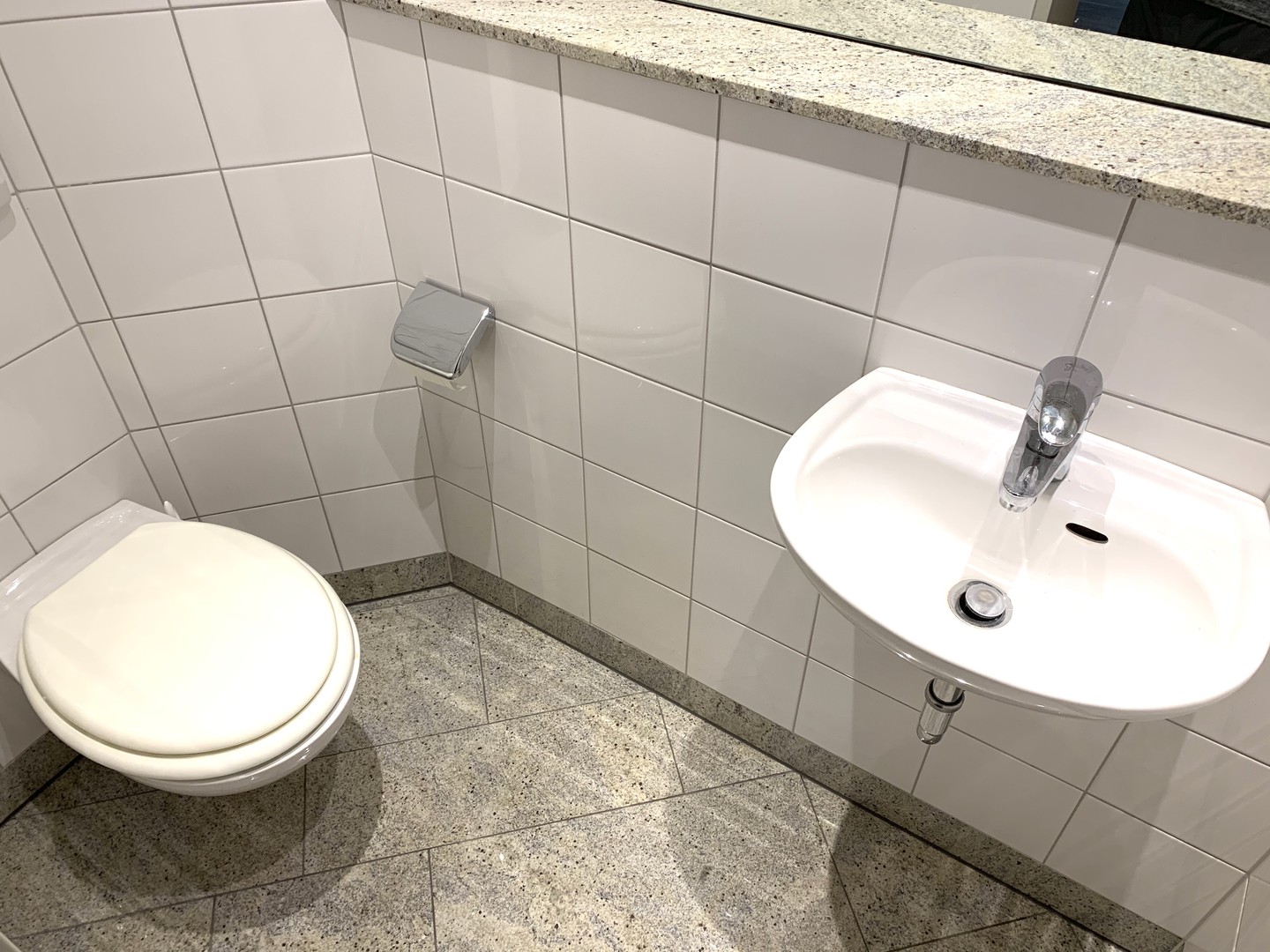 D-Gerresheim: Modernisierte 3 Zi. Wohnung mit großem Süd-Balkon und Aufzug in gefragter Lage – Düsseldorf – Vorschaubild 14