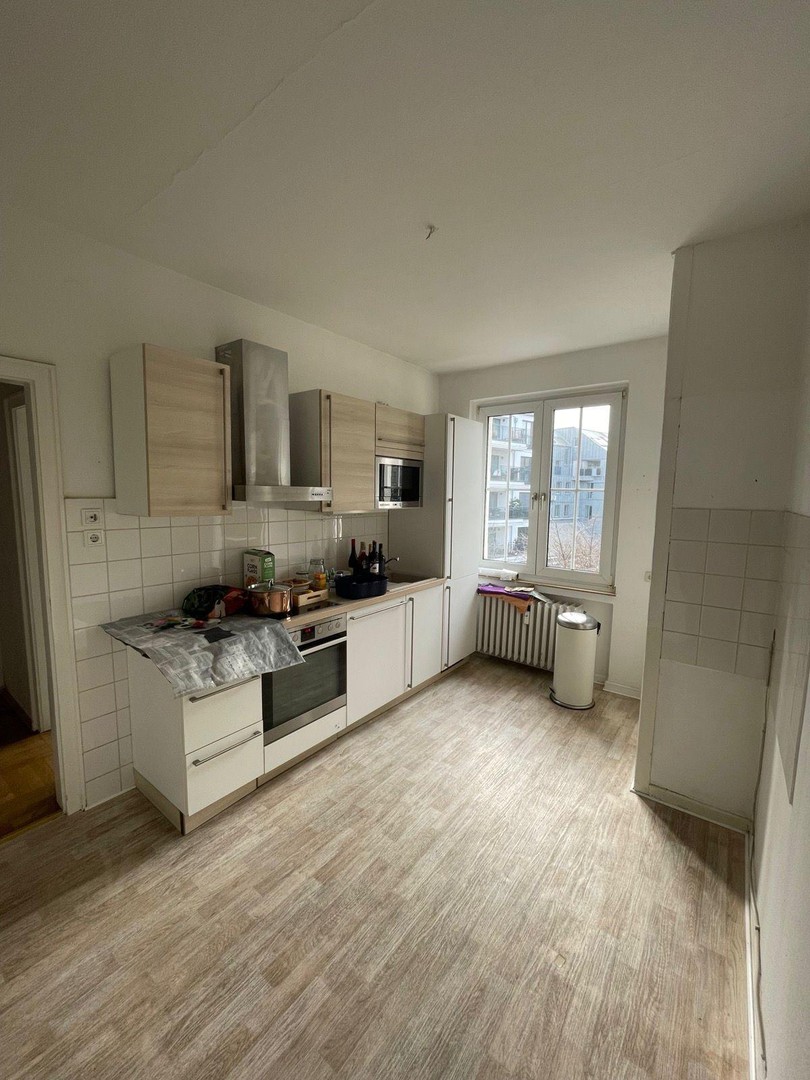 Altbauperle direkt am Hofgarten – bezugsfrei mit Balkon in Bestlage Düsseldorf – Düsseldorf – Vorschaubild 8