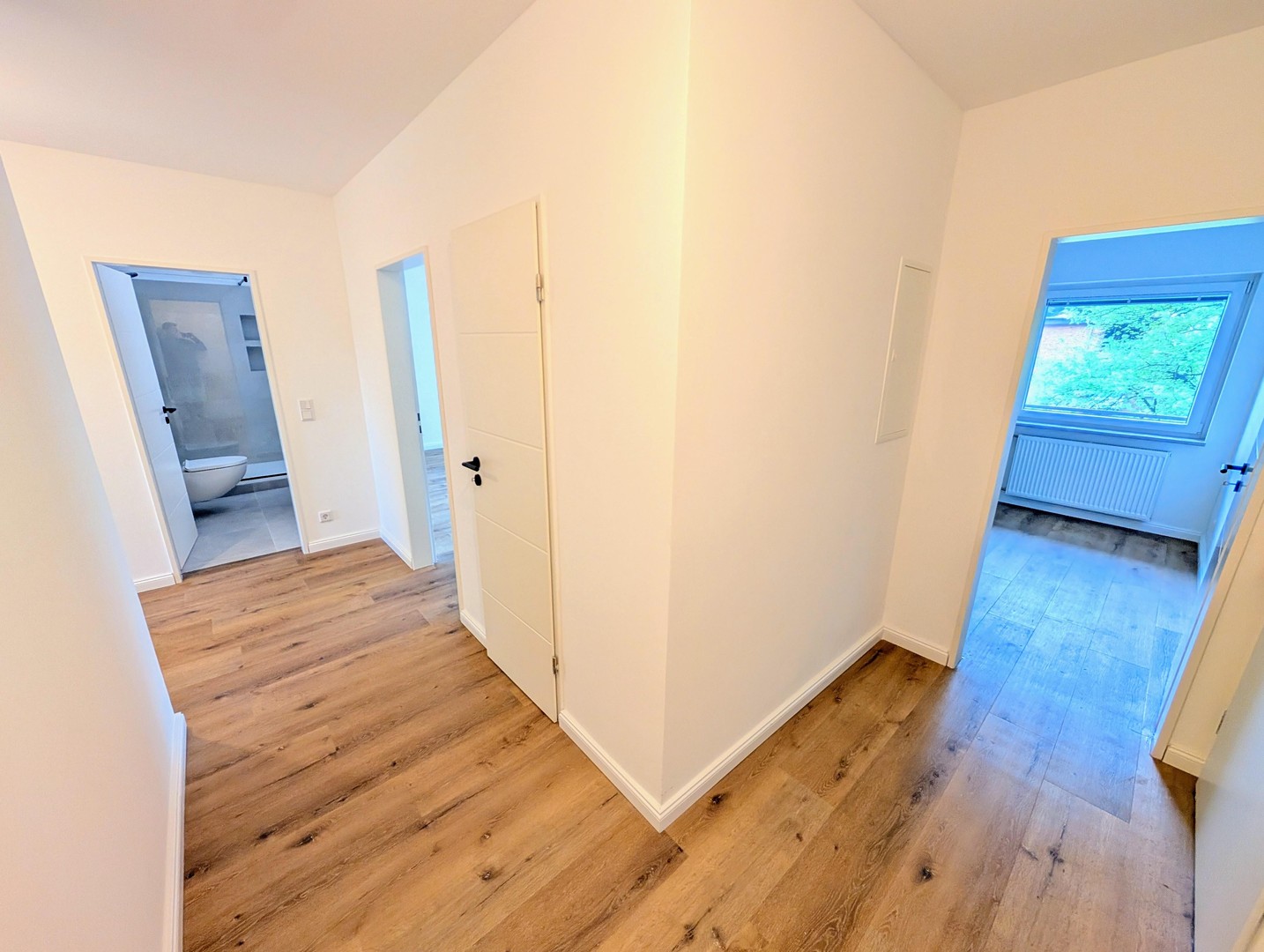 PROVISIONSFREI | Erstbezug nach Sanierung: 3-Zimmer-Wohnung mit 2 Balkonen & Tiefgaragenstellplatz – Hamburg – Vorschaubild 9