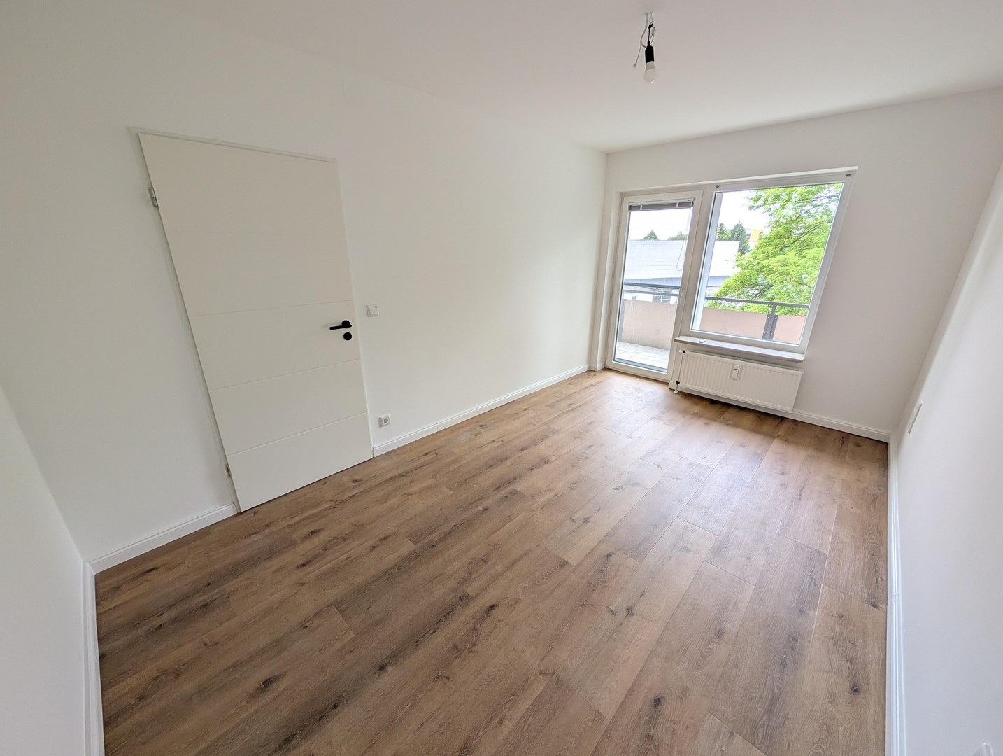 PROVISIONSFREI | Erstbezug nach Sanierung: 3-Zimmer-Wohnung mit 2 Balkonen & Tiefgaragenstellplatz – Hamburg – Vorschaubild 17